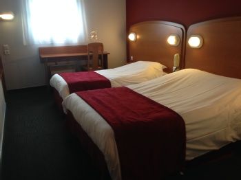 Hotel Initial By Balladins Amiens / Лонго Екстериор снимка